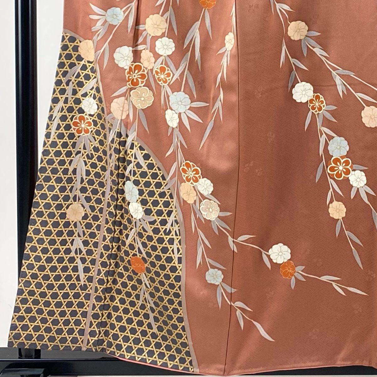 新古品！美品＊枝垂れ花＆花扇＊金彩尽し＊刺繡＊総柄＊訪問着＊１６２ｃｍ＊裄６９ 新古品！美品＊枝垂れ花＆花扇＊金彩尽し＊刺繡