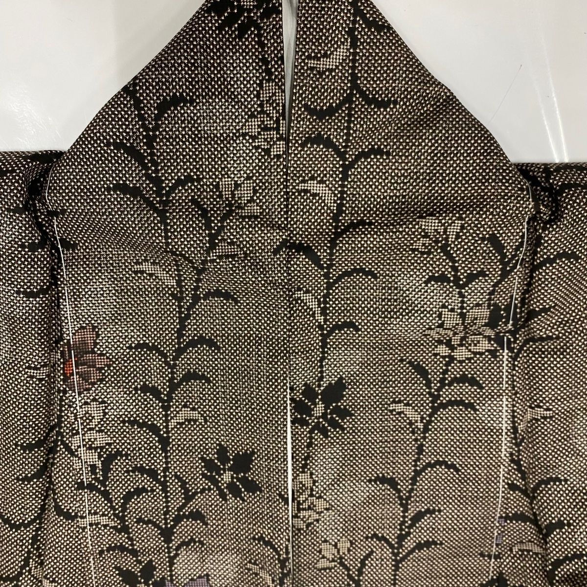 大島紬 純泥染　身丈165cm 裄丈68cm ますいわ屋 採用反物の袷　証書あり 大島紬 純泥染 身丈165cm 裄丈68cm ますいわ屋 採用反物の袷