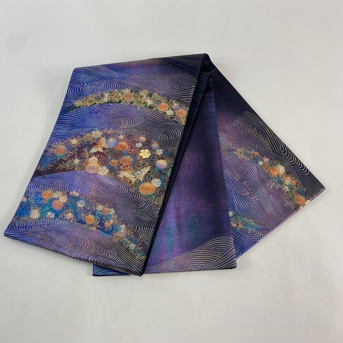 正絹/袋帯/螺鈿/お太鼓柄/金糸/銀糸/未使用品 袋帯 美品 名品 草花 梅 螺鈿 金糸 金色 お太鼓柄 正絹 K30｜中古