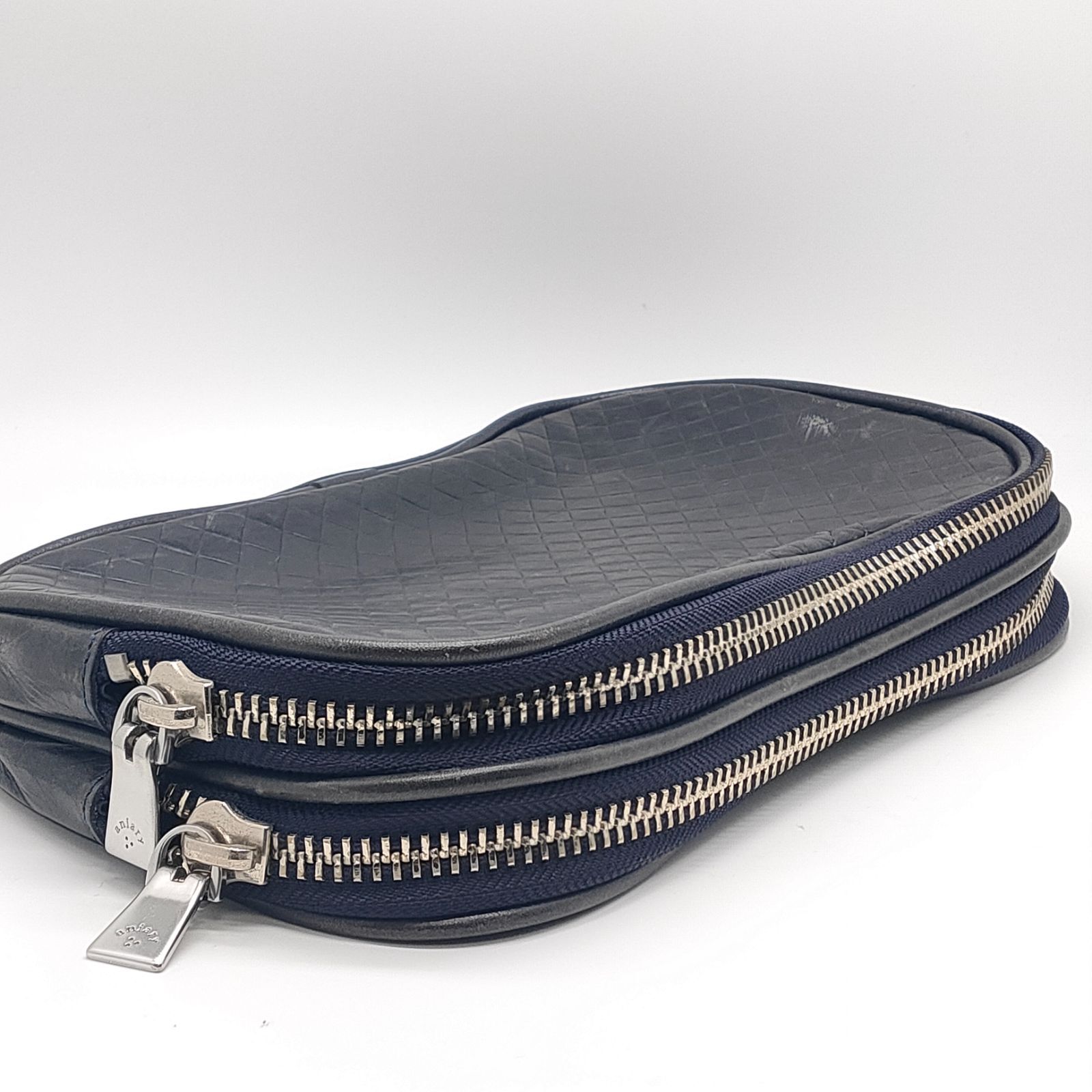 アニアリ aniary ダブルジップ レザーポーチ 日本製 レザー ネイビー