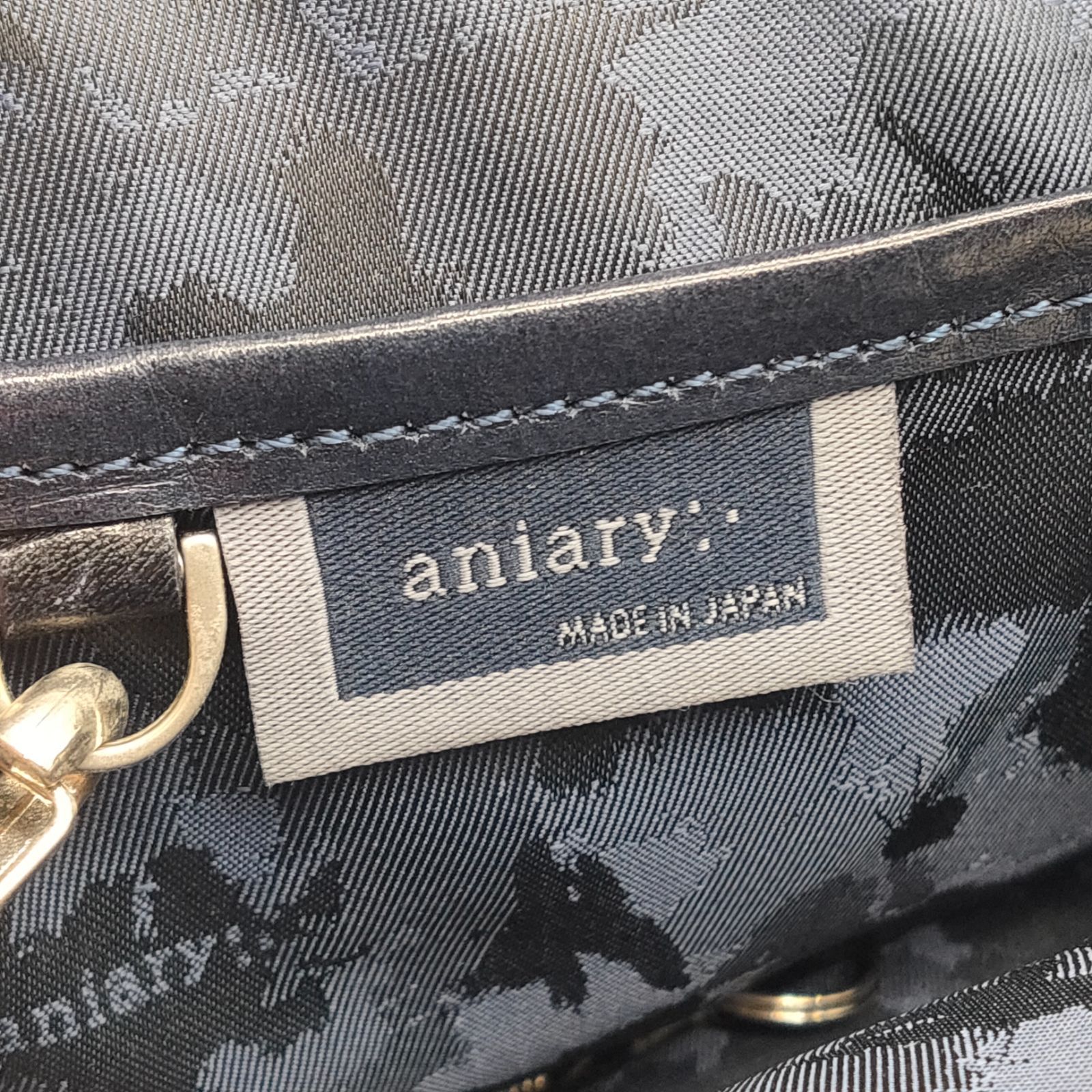 アニアリ aniary ダブルジップ レザーポーチ 日本製 レザー ネイビー