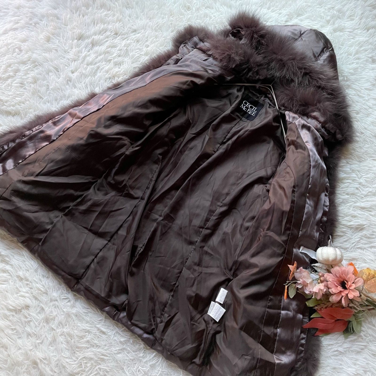 美品 セシルマクビー リアルファー付きマルチウェイダウンコート