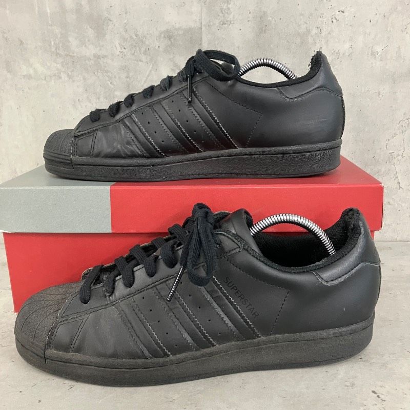 26.0cm】完売カラー 黒一色 adidas originals SUPERSTAR EG4957 オール 