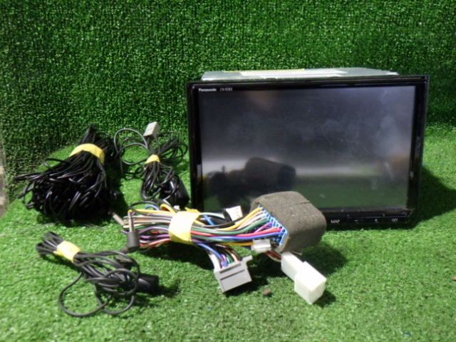 スズキ 純正 パナソニック 8インチ メモリーナビ 本体のみ CN-RZ875ZA