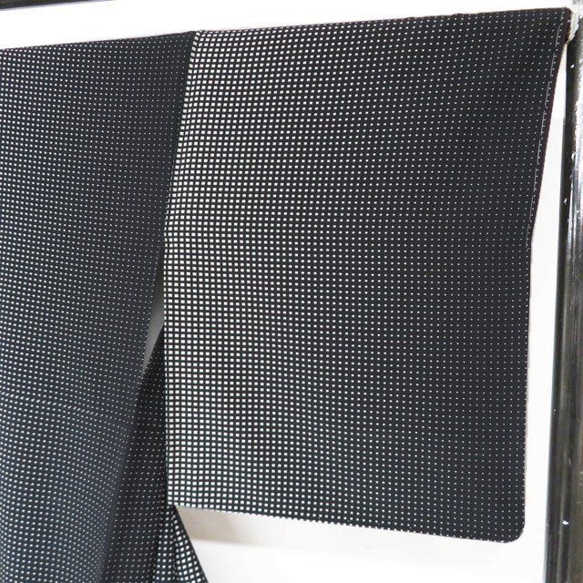  小紋 着物 正絹 袷 カジュアル 升目模様 角通し 黒色 身丈168.5 cm 裄67.5 L トール ワイド きもの北條 A 1299-6 小紋 着物