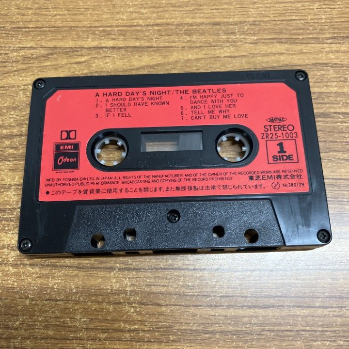 ○01)【1点限り!】【歌詞対訳付】THE BEATLES カセットテープ/ザ