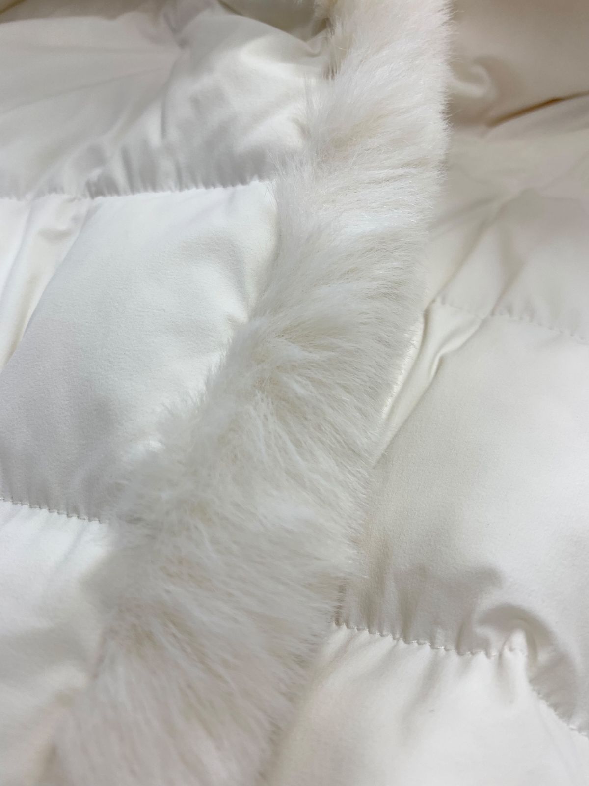 エムズグレイシー リバーシブルダウンコート 219606 42 ホワイト