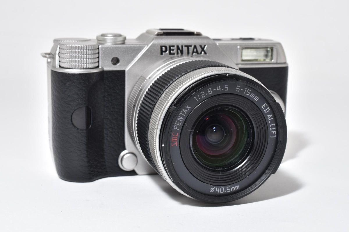 ショット数極少63回 極上品 PENTAX Q10 シルバー 02 STANDARD ZOOM