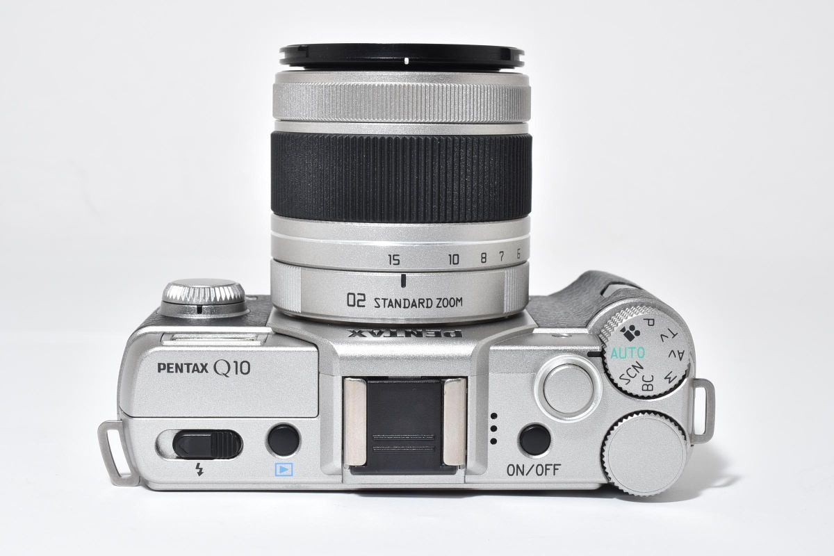 ショット数極少63回 極上品 PENTAX Q10 シルバー 02 STANDARD ZOOM