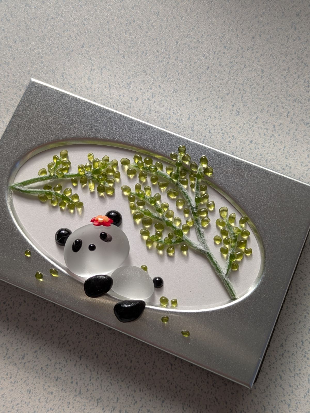 のんびりパンダ』シーグラスアート - メルカリ