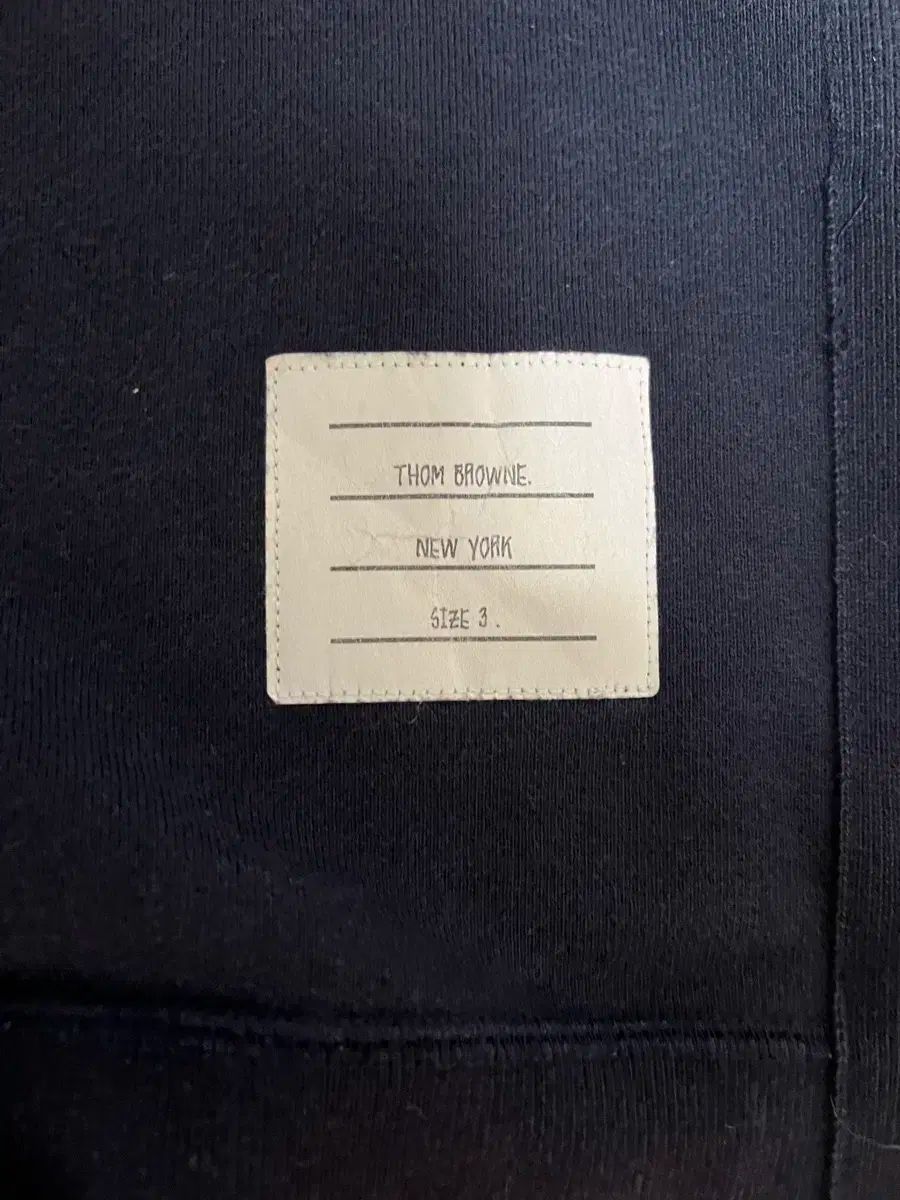 THOM BROWNE ネイビー スウェット サイズ3 THOM BROWNE トムブラウン スウェット ネイビー メンズ MJT021H 00535