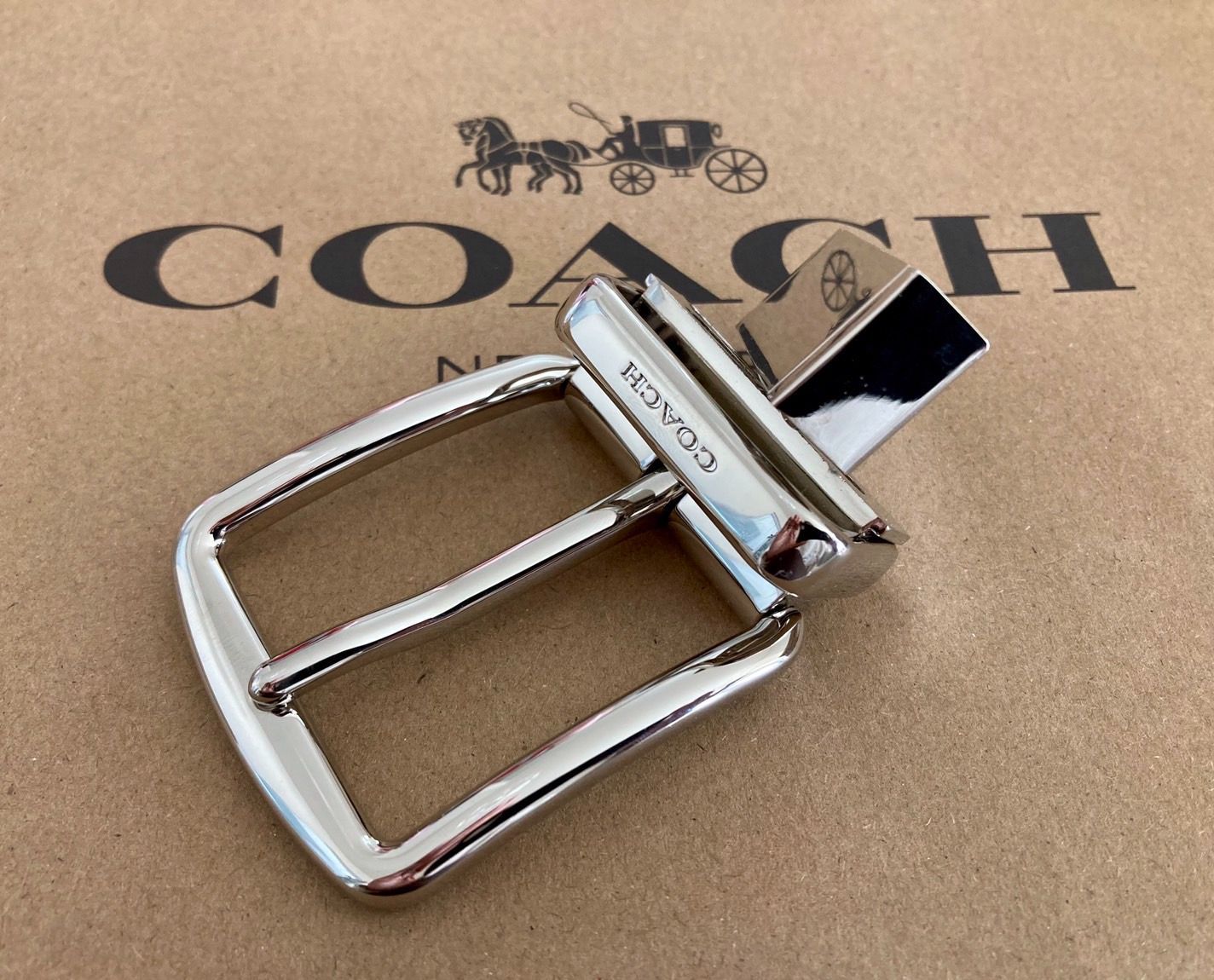 在庫SALE♪コーチ 新品 シルバー 回転可能バックル - メルカリ