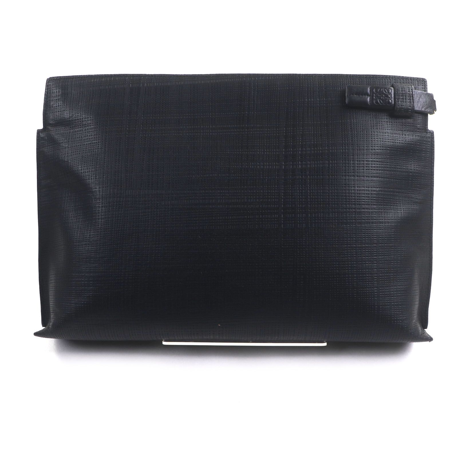 LOEWE ブラックレザー ポーチ エンボスロゴ LOEWE ブラックレザー ポーチ エンボスロゴ - メルカリ