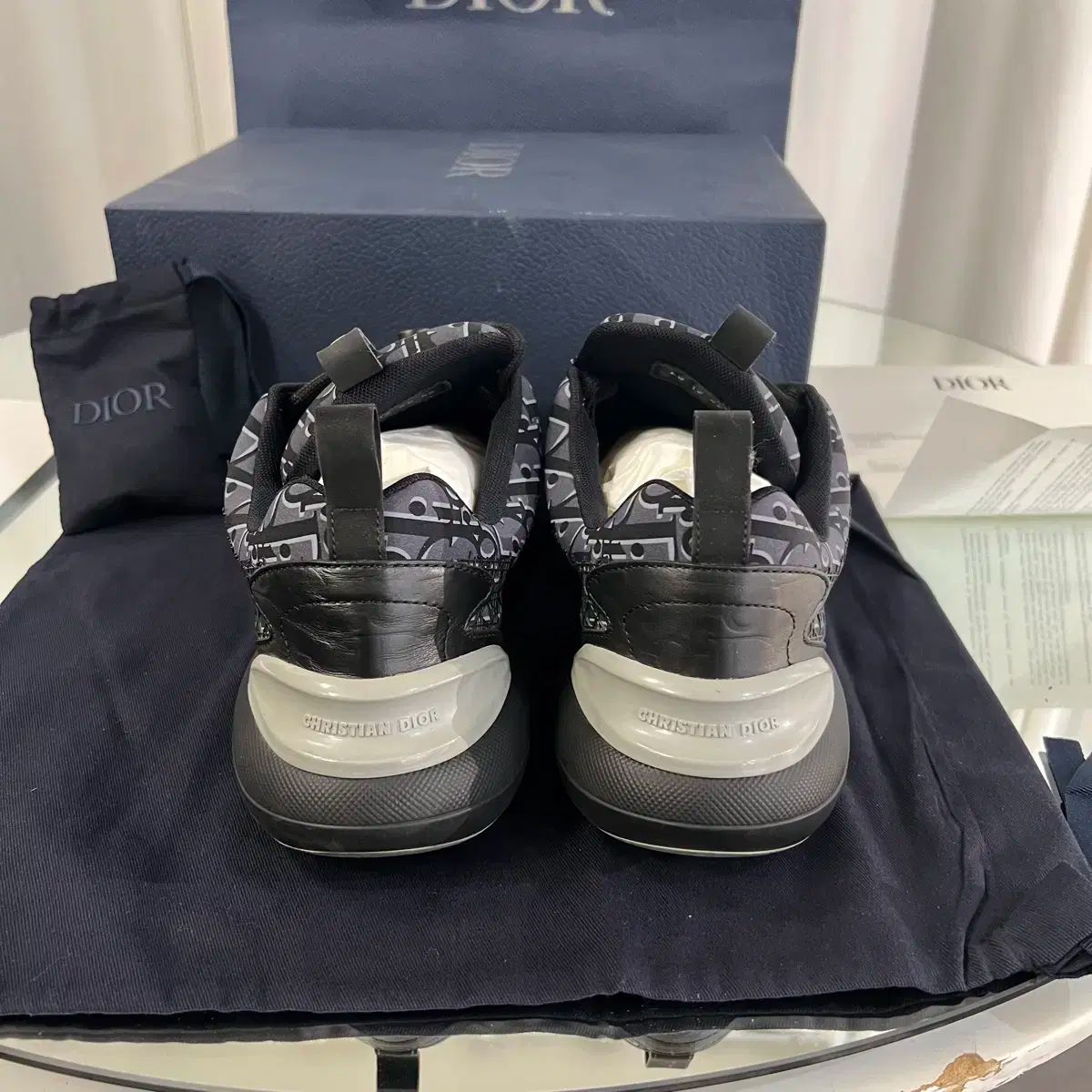 希少サイズ 未使用級 Dior B24 スニーカー カナージュ オブリーク 46 Dior B24 White Black Oblique Cannage Runners Size US 10 / 43