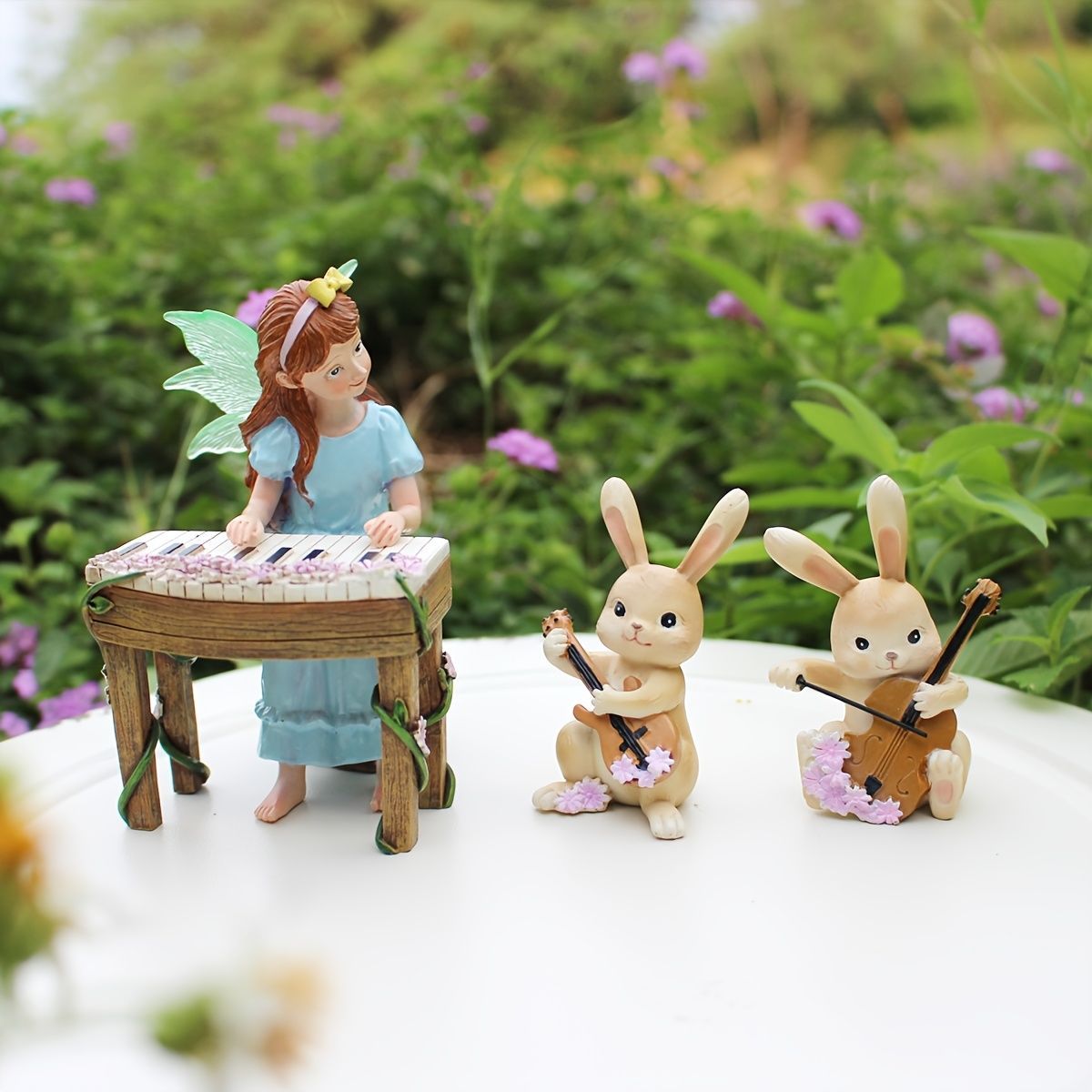置物 オブジェ ガーデンオーナメント 音楽を演奏している妖精と2匹の
