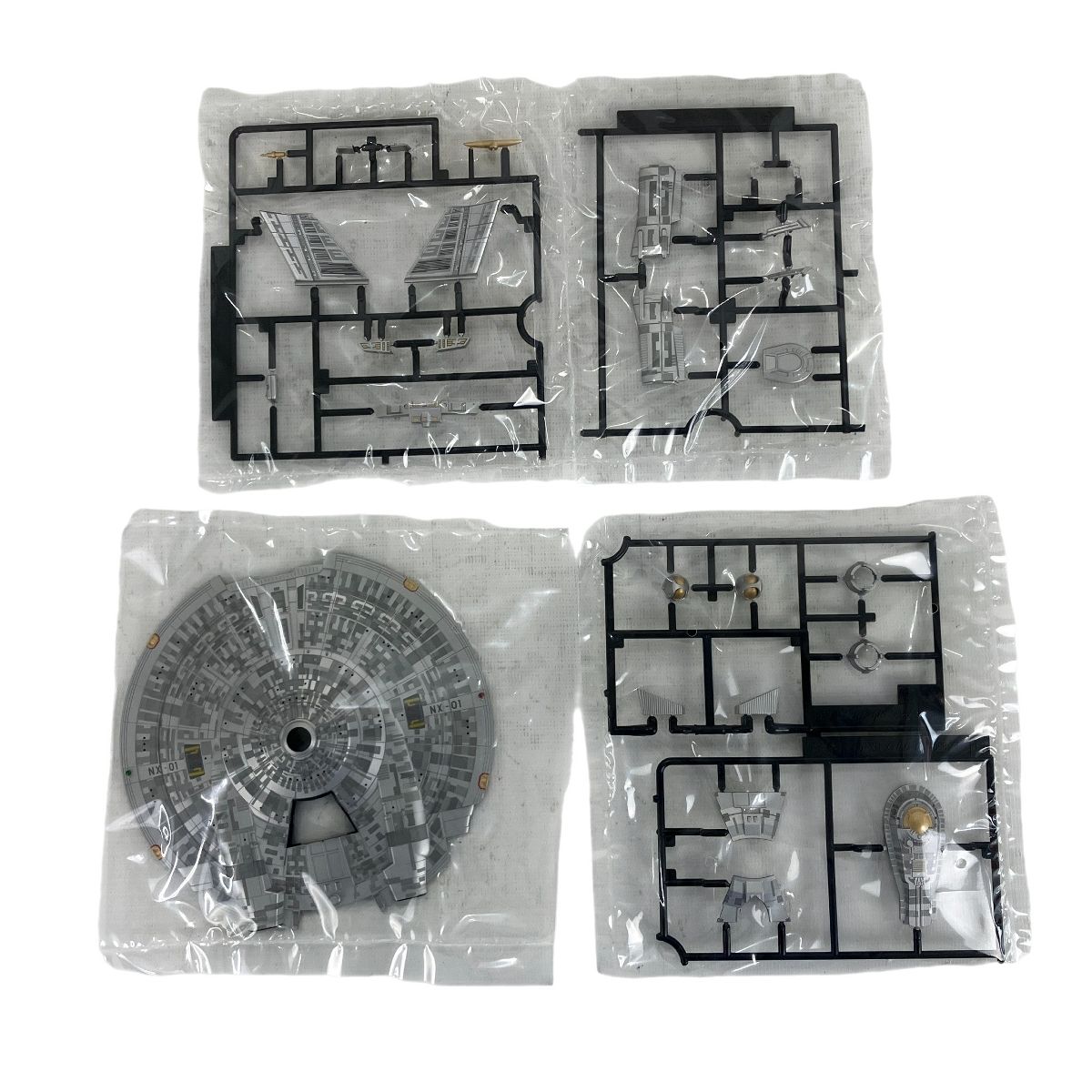 BANDAI スタートレック 1/850 U.S.S.エンタープライズ NX-01 塗装済み