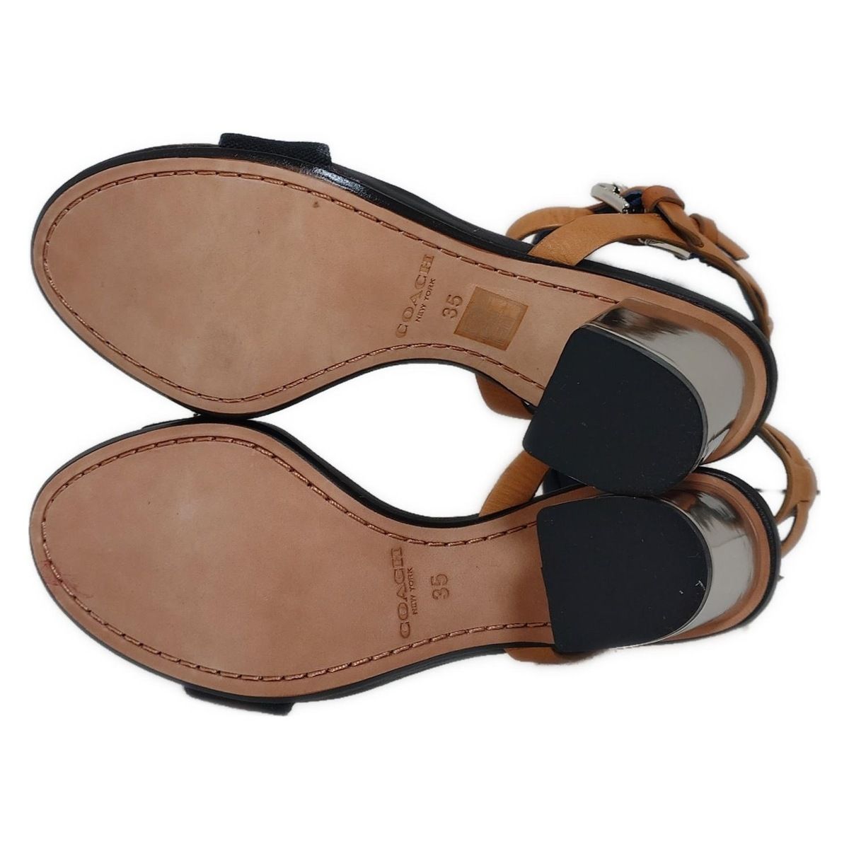 COACH(コーチ) サンダル 35 レディース美品 - 黒×ベージュ×シルバー