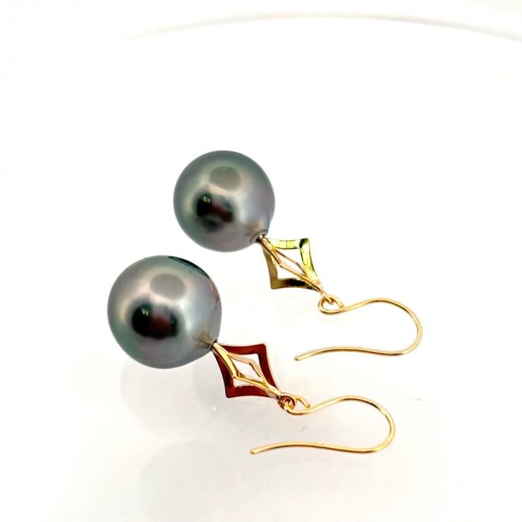 K18YG 黒蝶真珠 ピアス パール約9.4mm 新品ジュエリー - メルカリ