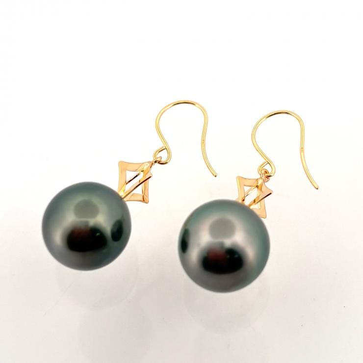 K18YG 黒蝶真珠 ピアス パール約9.4mm 新品ジュエリー - メルカリ