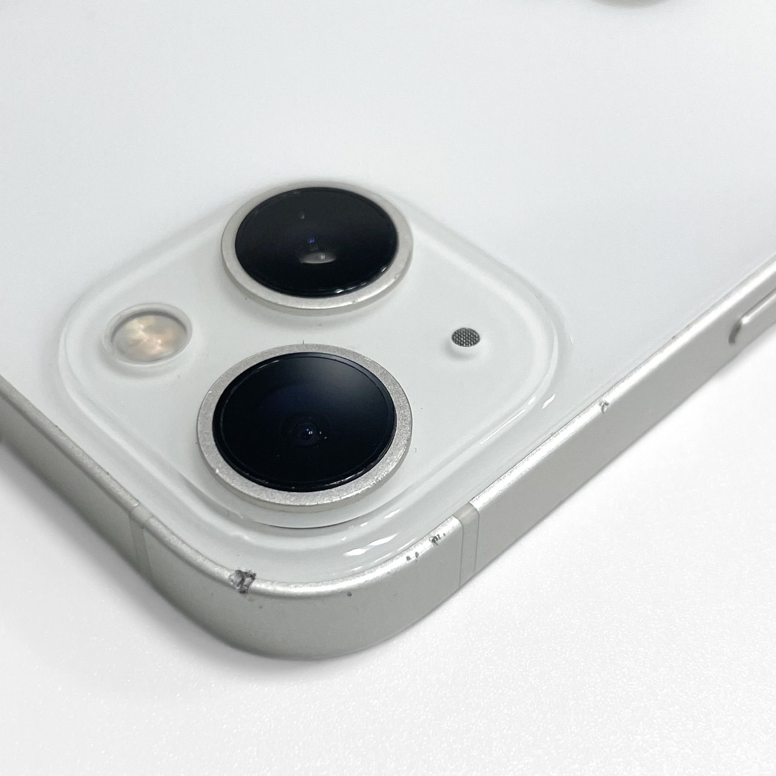 中古】iPhone13 128GB バッテリー85％ スターライト docomo 本体