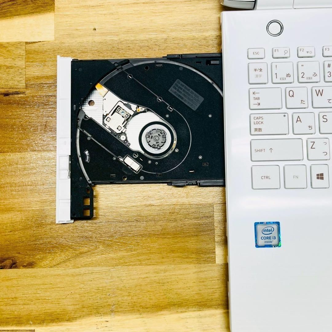 コスパ抜群✨Windows11 ノートパソコン SSD カメラ DVD 8GB 新品SSD✨Windows11 ノートパソコン 8GB カメラ DVD テンキー - メルカリ