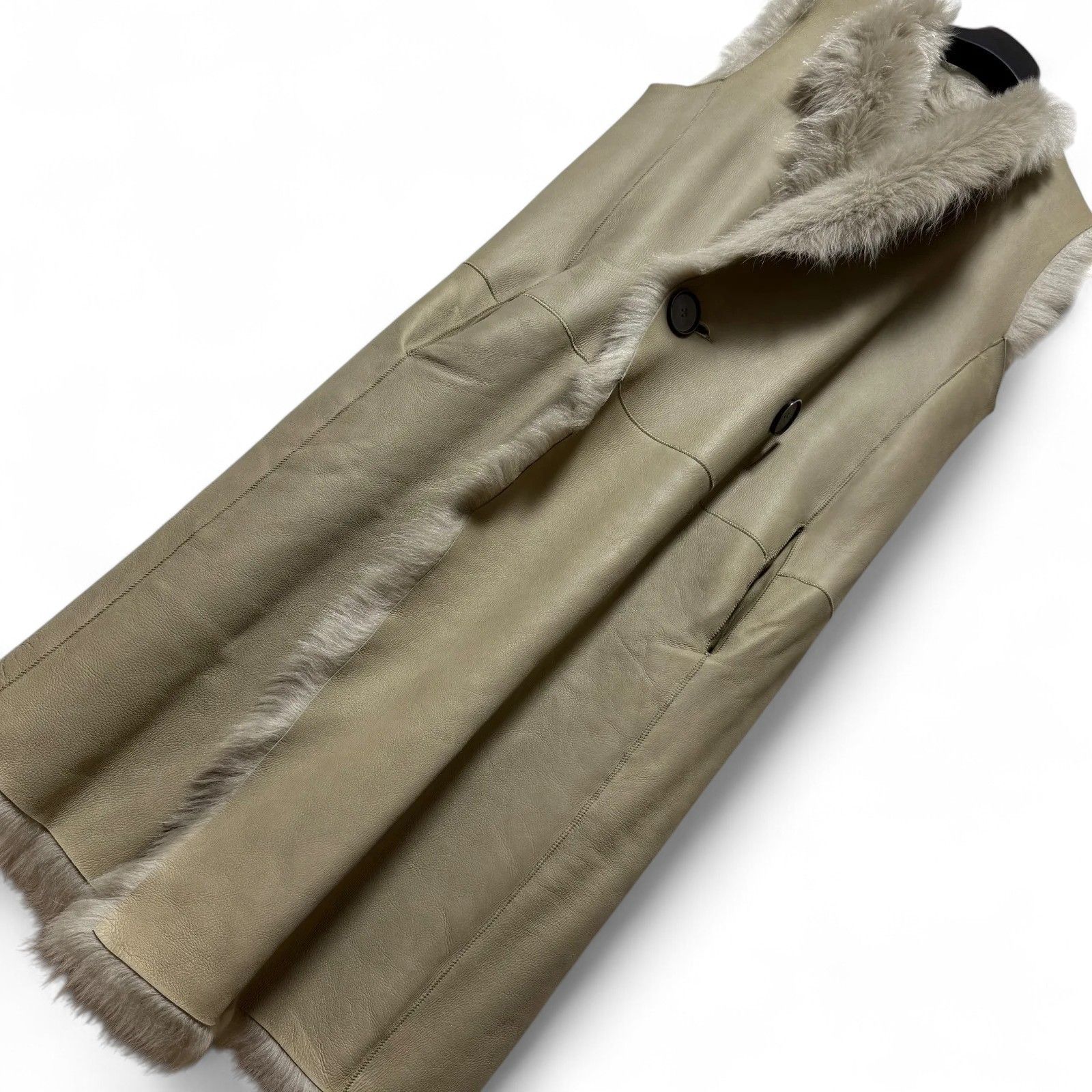 本日限定お値下げ❣️カールドノヒュー　リバーシブル　ムートンジレ タグ付新品 カールドノヒュー リバーシブル ムートンジレコート