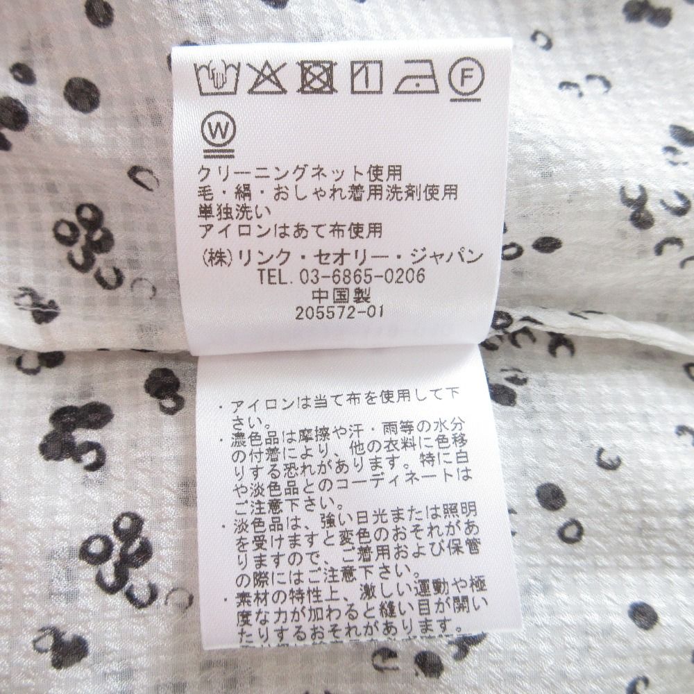 ボウタイ付きブラウス