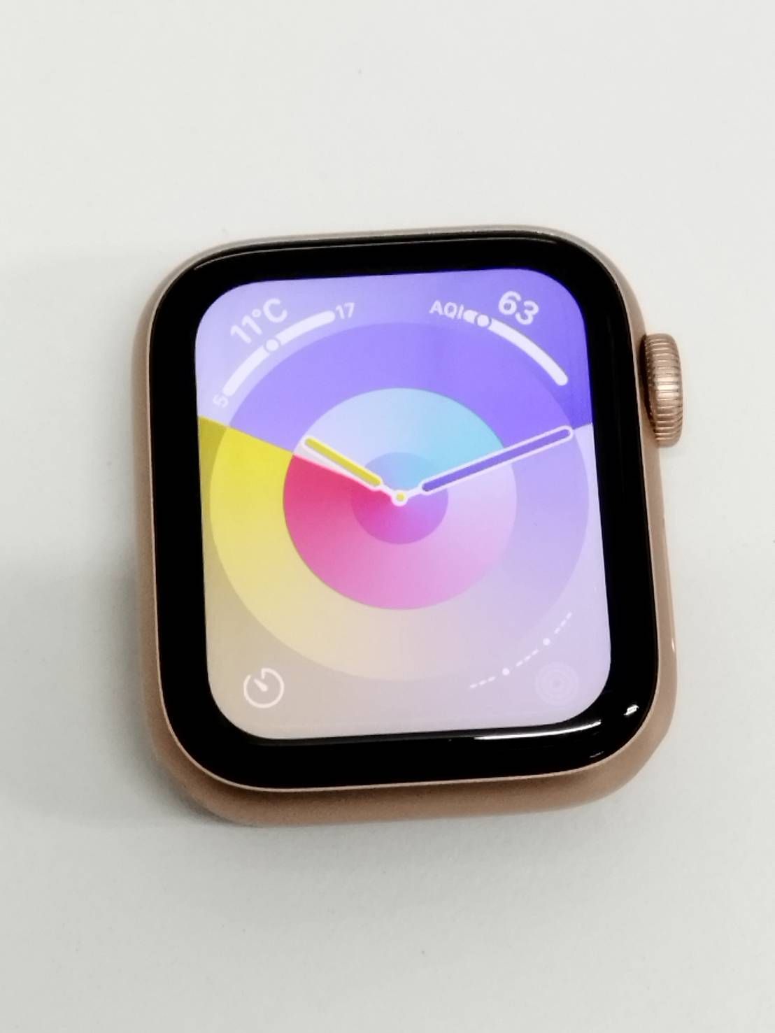 Apple 【良品】Apple Watch SE 第1世代/GPS/40mm/A2351/ゴールド 