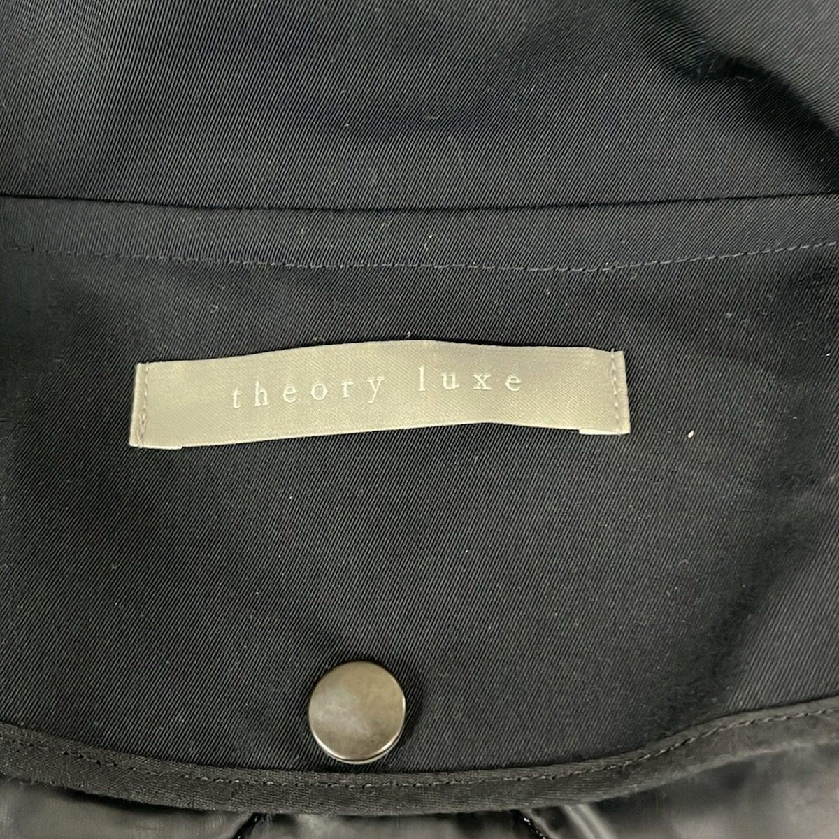 美品　セオリーリュクスブルゾン　サイズ38 theory luxe(セオリーリュクス) ブルゾン サイズ38 M レディース美品
