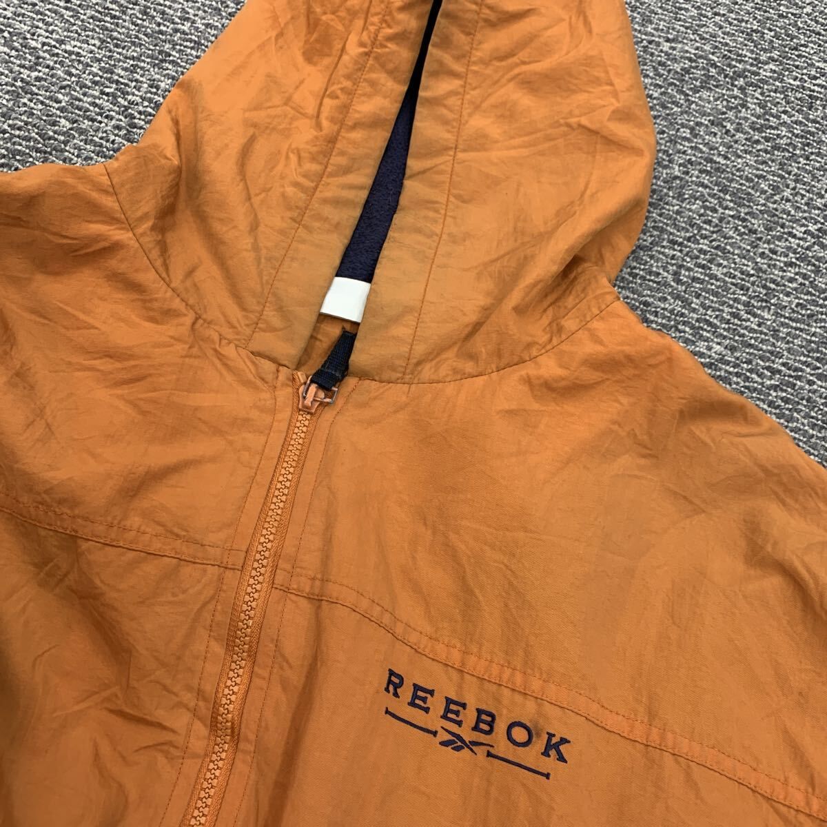 台湾製 Reebok ナイロンジャケット L オレンジ リーボック ジップ 