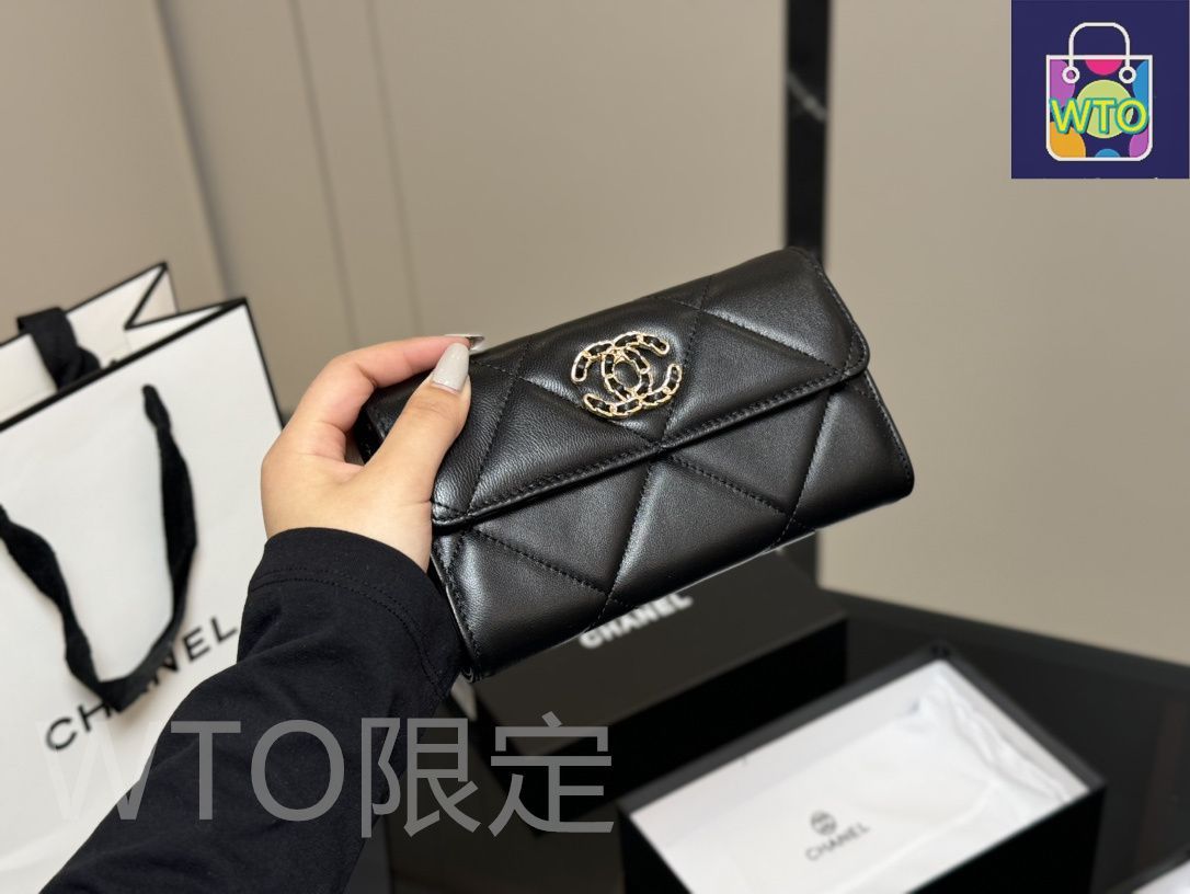 ①　シャネル　バッグ　財布　小物　空箱　11箱 本日限定特価】シャネル チェーンウォレット 18.11cm フルレザー 専用