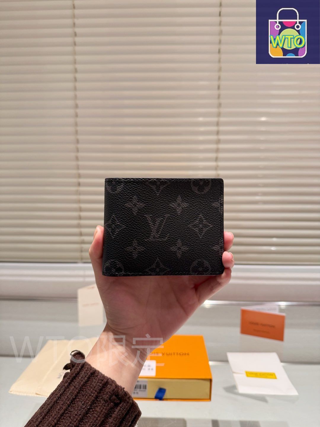 本日限定特価】ルイ?ヴィトン バイフォールドウォレット 12×10cm