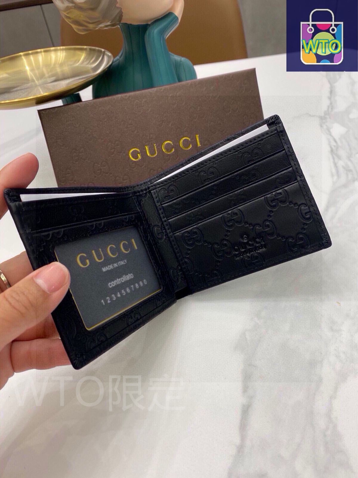 今日特価】Gucci 8818 メンズウォレット, 高級レザー使用, 実用的で
