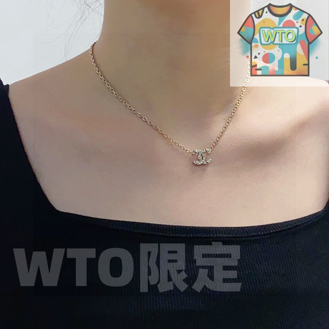 今日特価】Chanel 最新ダブル C シャンパンゴールド ダイヤ ペンダント