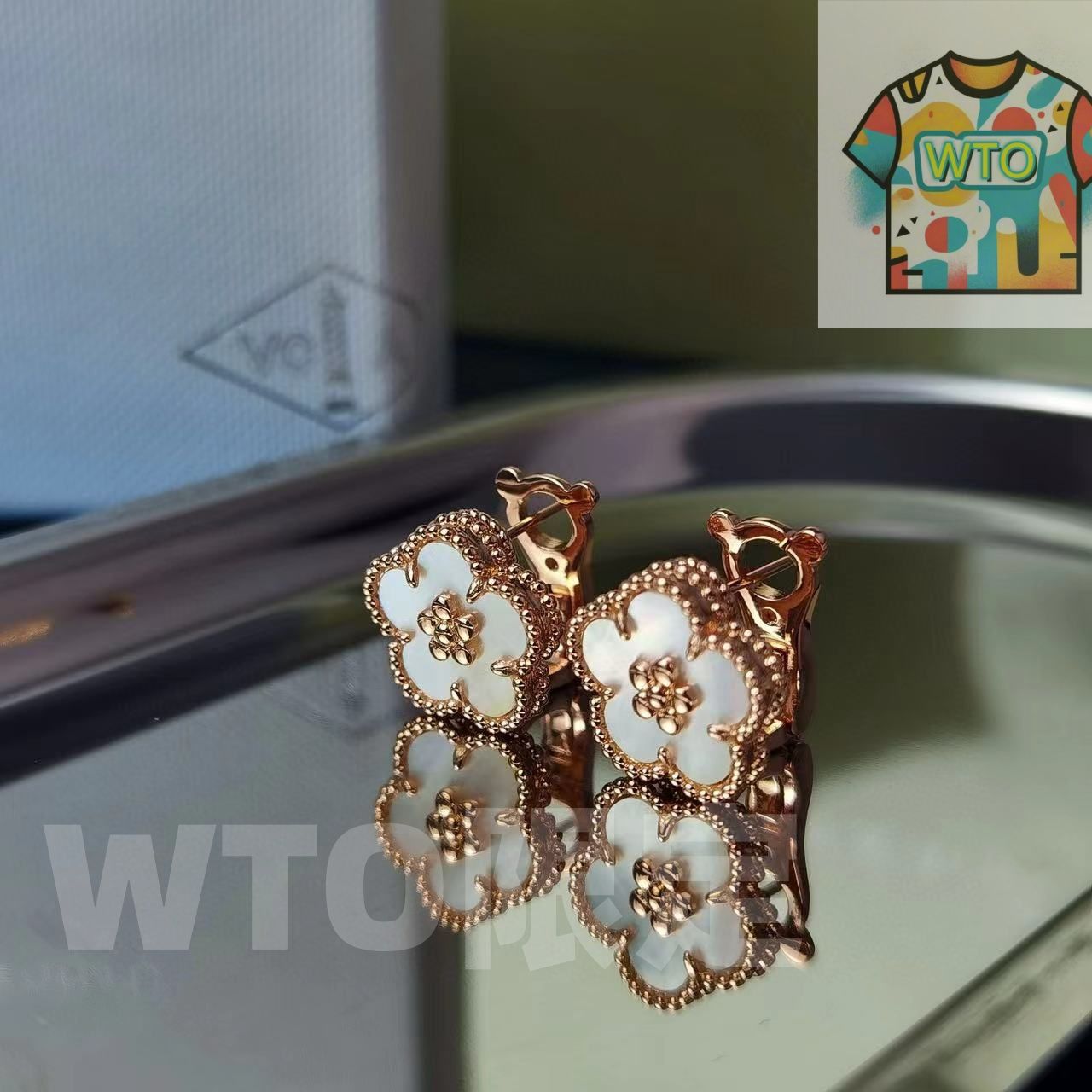 ヴァン クリーフ＆アーペル 梅のピアス Vca 四つ葉のクローバー