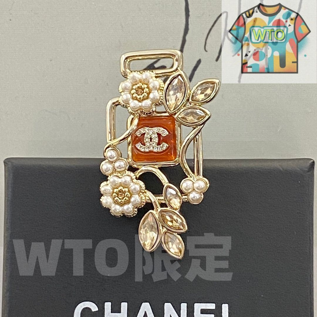 今日特価】CHANEL シャネル 22 年 ハーフパール フラワー ブローチ