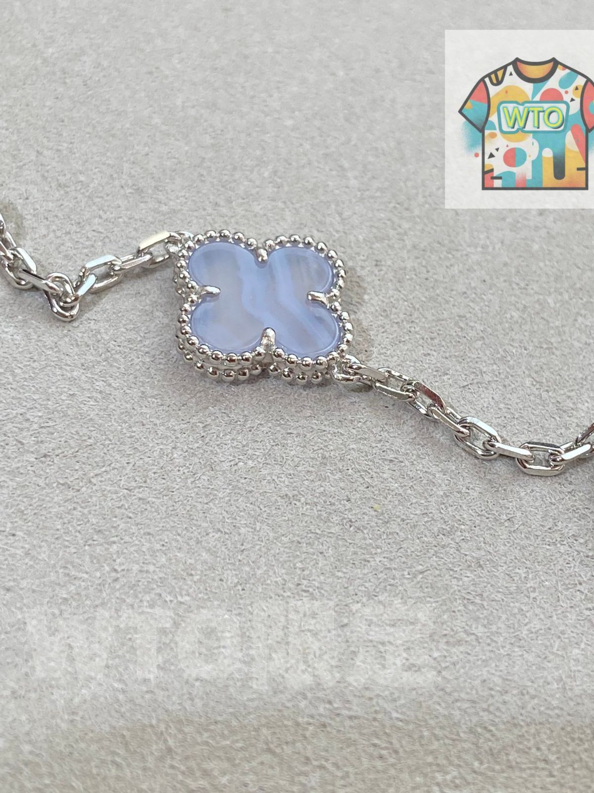 Van Cleef & Arpels] ヴァンクリーフ＆アーペルの四つ葉のクローバーと