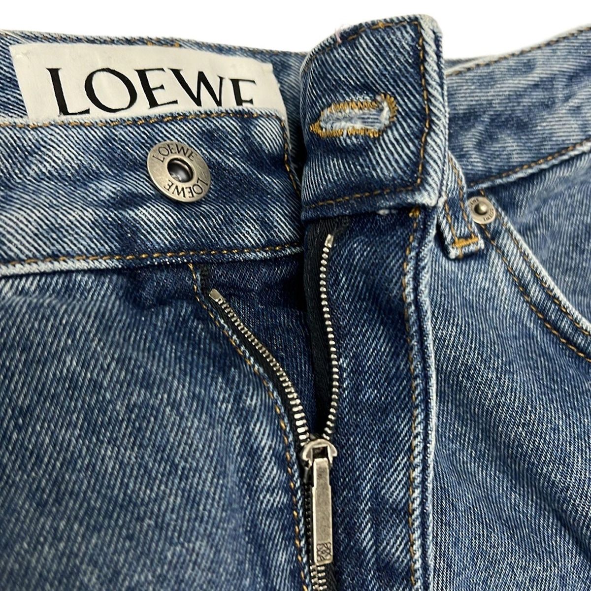 ロエベ　ラップジーンズ LOEWE(ロエベ) LAP(ラップ) デニム・ジーパン(レディース) - 海外通販