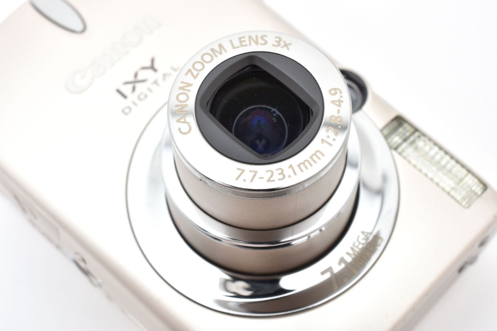 ☆箱付き良品☆ キヤノン CANON IXY DIGITAL 700 コンパクトデジタル