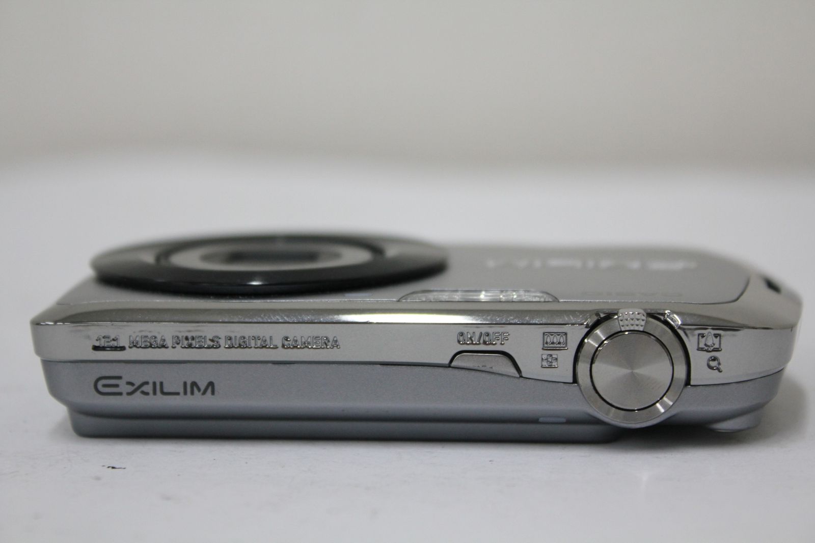 CASIO EXILIM EX-Z330【返品保証・最短翌日発送】 Amazon | CASIO