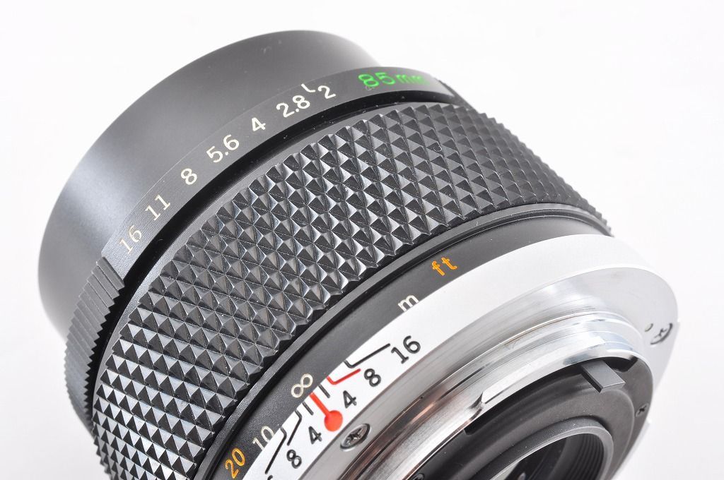 Olympus Zuiko Auto-T 85mm F2 後期型 中望遠単焦点レンズ OMマウント