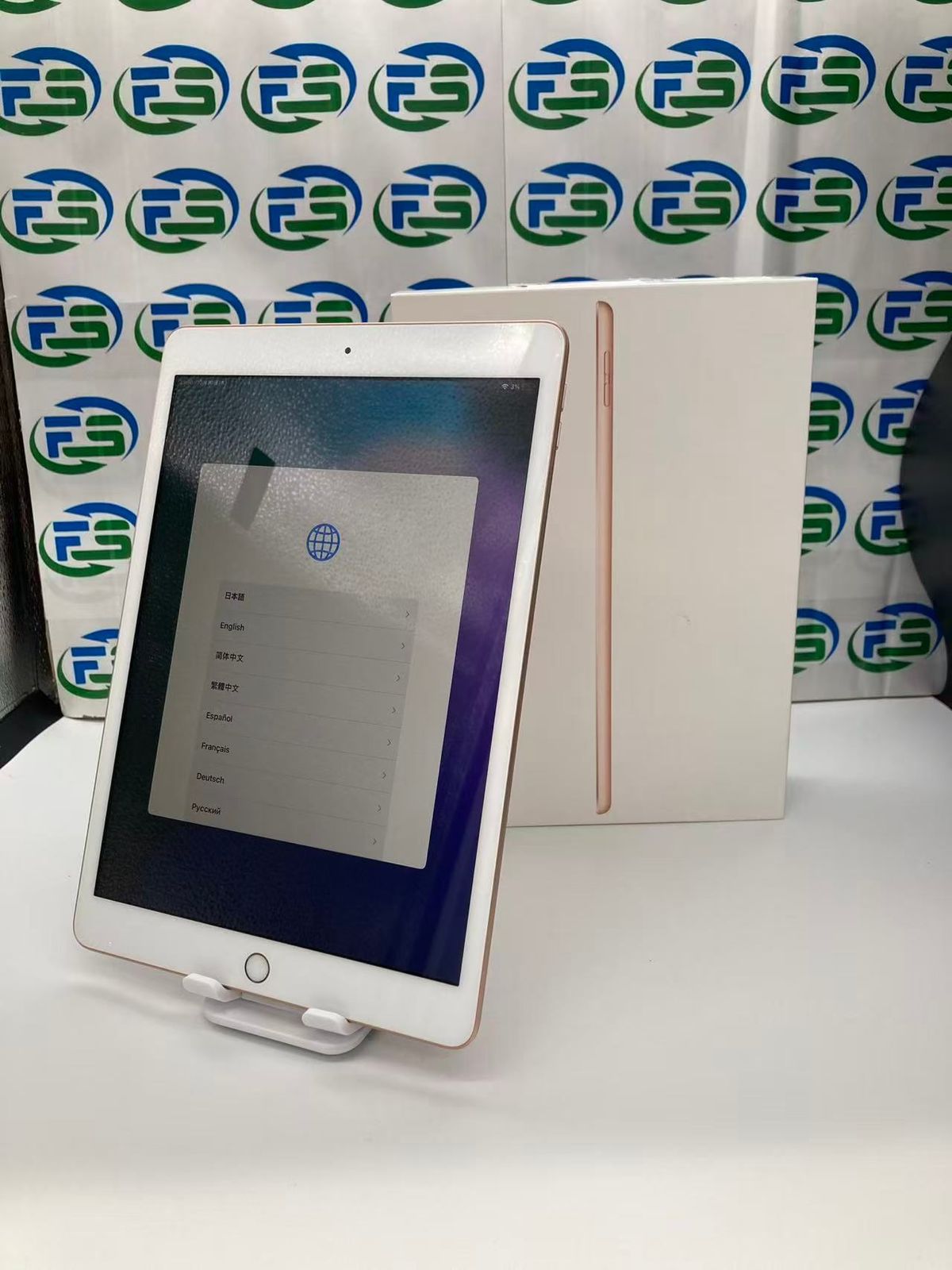 iPad 第8世代 Wi-Fi 32GB ゴールド MYLC2J/A A2270 訳アリ 【公式通販】