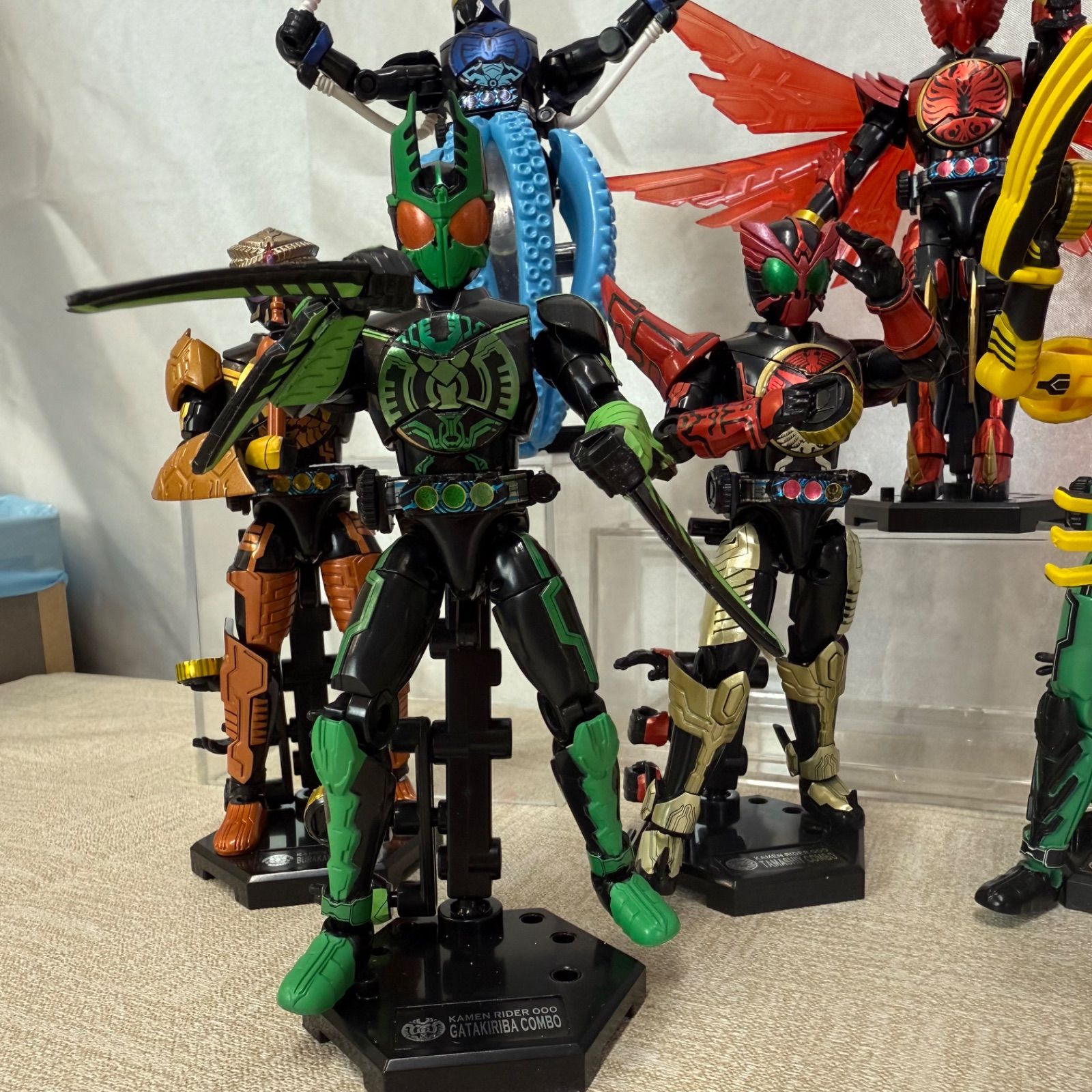 仮面ライダー オーズ 装動 まとめ売り 早い者勝ち】層動 装動 仮面ライダーオーズ 9体セット - メルカリ