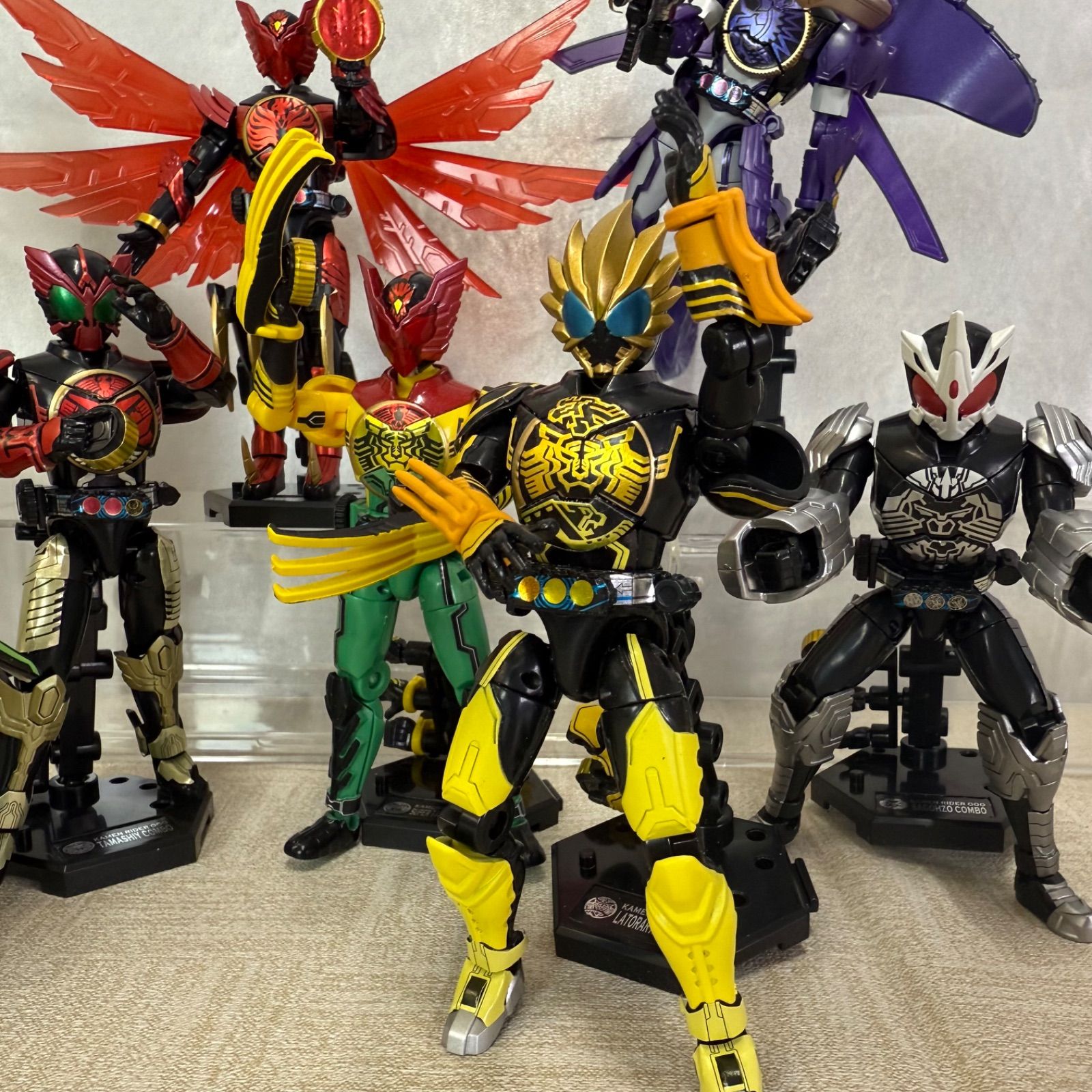 層動　装動　オーズ　まとめ売り 早い者勝ち】層動 装動 仮面ライダーオーズ 9体セット - メルカリ