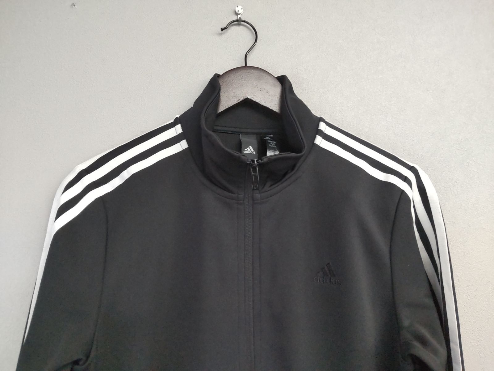 アディダス 新品 アディダス adidas ジャージ上下 M 黒 ブラック 