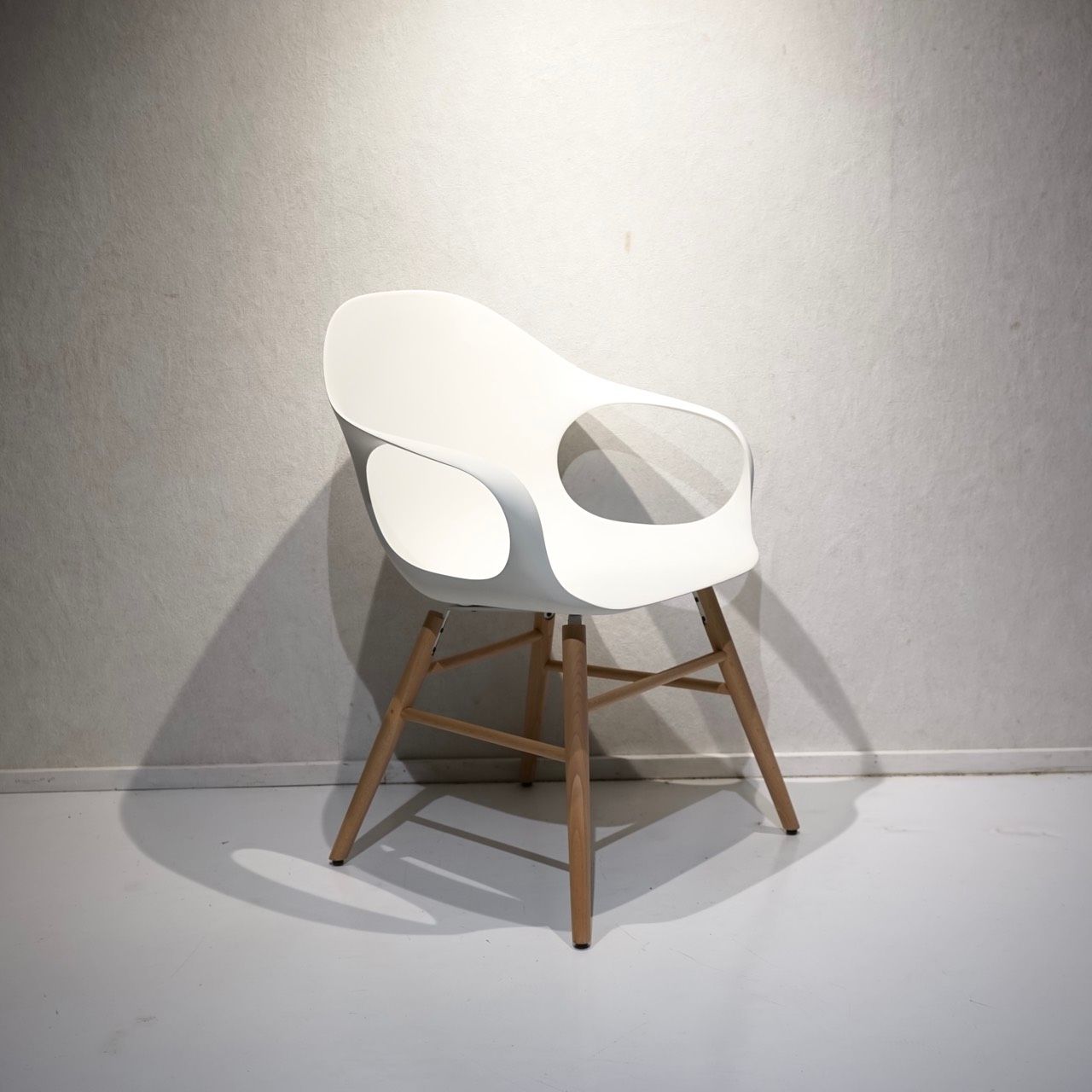 カッシーナ取り扱い KRISTALIA クリスタリア ELEPHANT エレファント