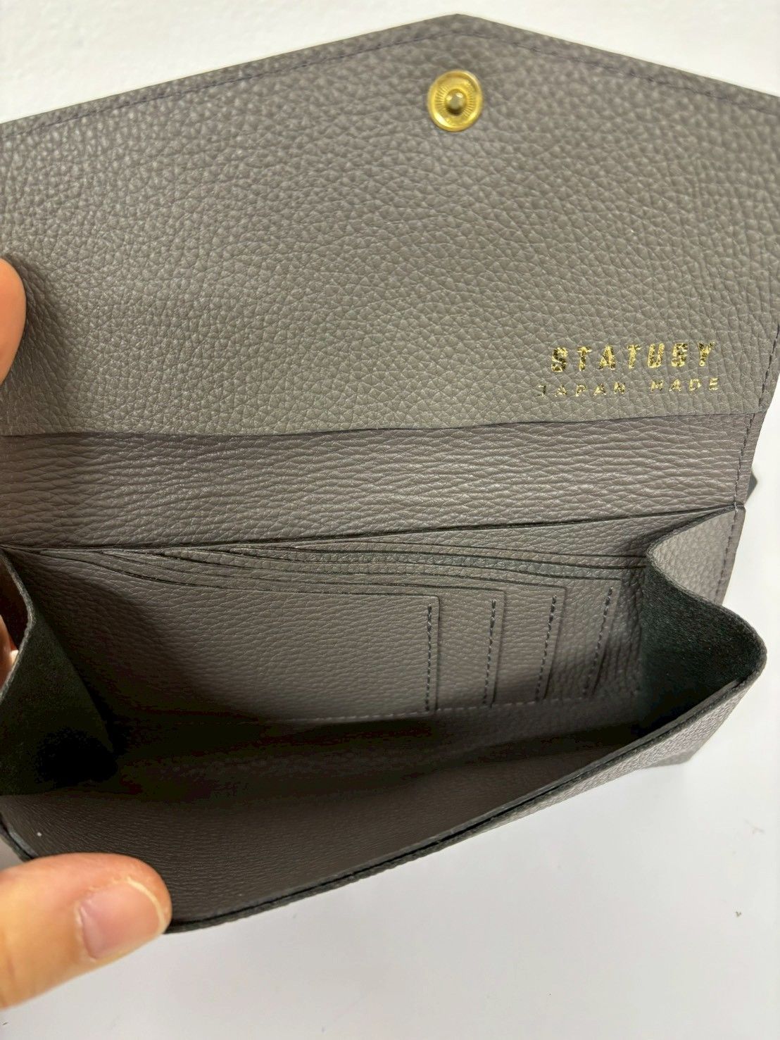 STATUSY 日本製 グレー 長財布 STATUSY ステータシー 長財布 本革 日本製 グレー 新品 箱付き - メルカリ