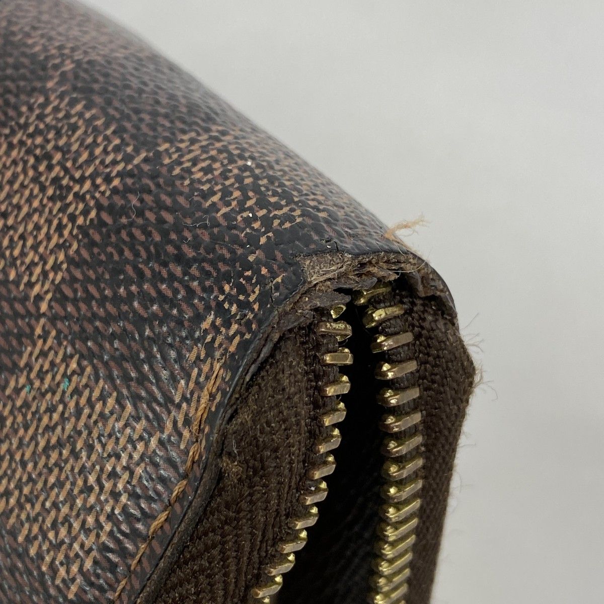 5od3464】ルイヴィトン 長財布 ダミエ ジッピーウォレット N60015