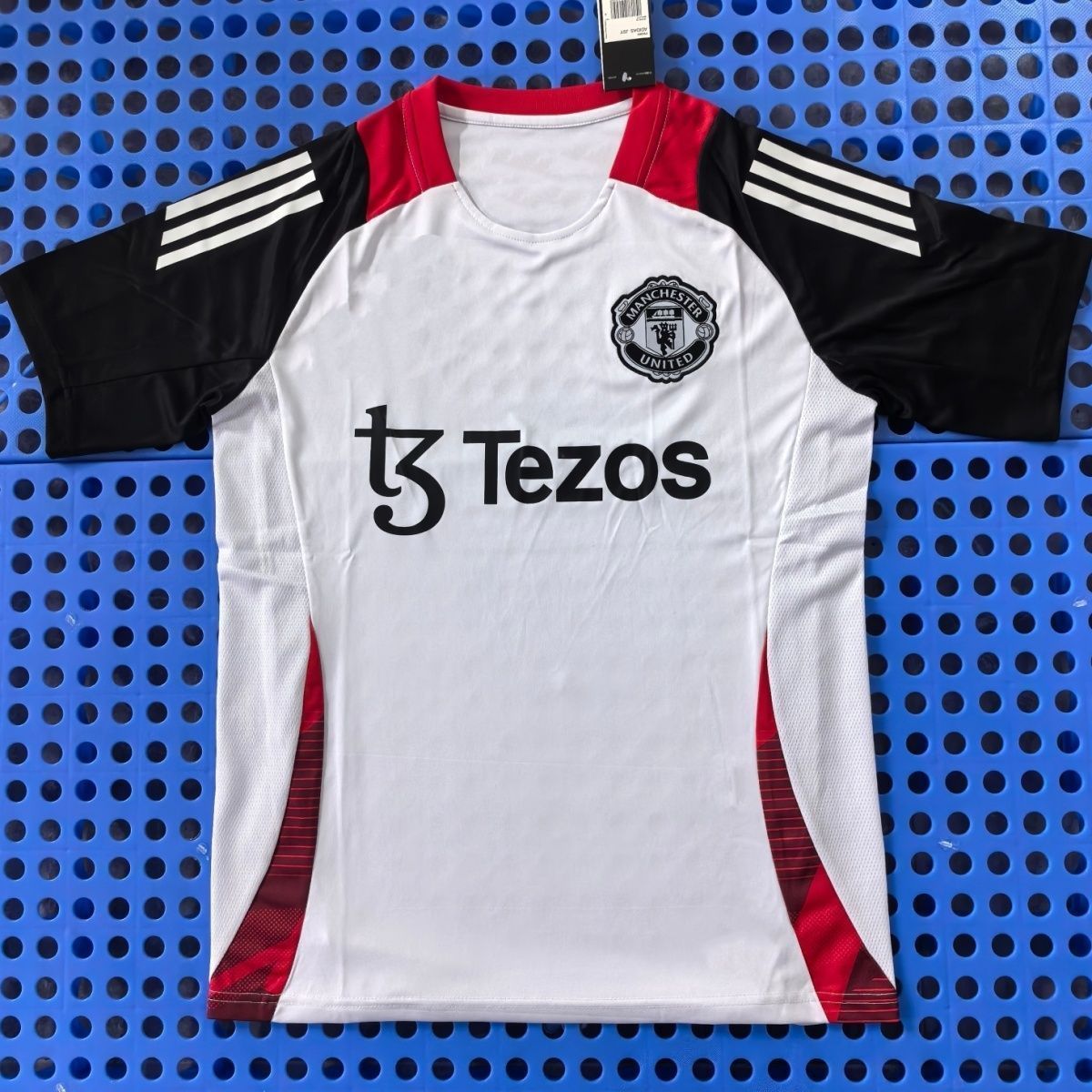 2025/2026 マンチェスター・ユナイテッドの半袖サッカーユニフォーム