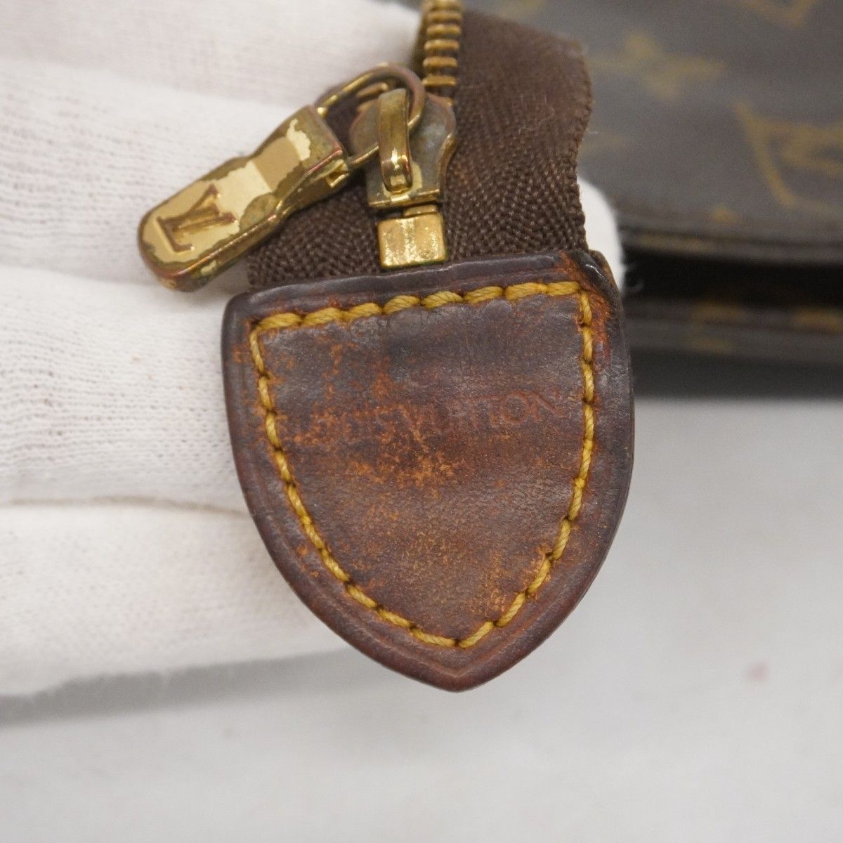 5od3574】ルイヴィトン ポーチ モノグラム ポッシュトワレット19